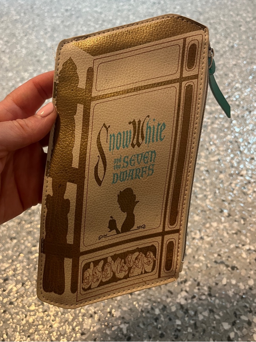 Snow White and the Seven Dwarfs Book-Style Cosmetic Zip Pouch - Beige & Brown